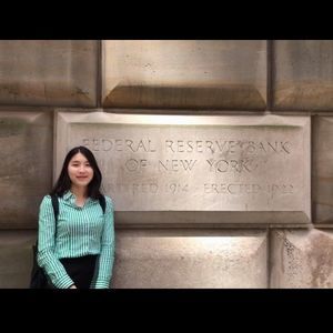 Meet your Posher, Ayoung